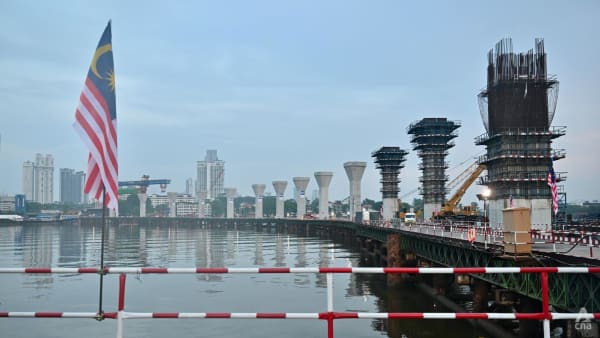 Johor Bahru-Singapore RTS Link passes 65% construction milestone on both sides; connecting span complete