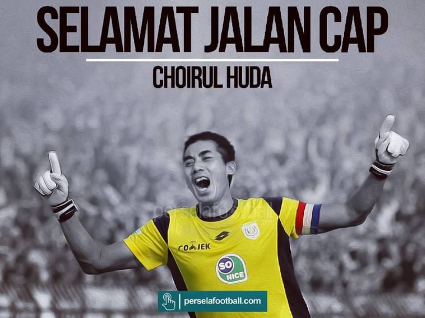 Indonesian League team Persela Football paid tribute to goalkeeper Choirul Huda on their Facebook page on Oct 15, the same day the veteran player died after a collison with a team-mate during their league match against Semen Padang. Photo courtesy of Persela Football Facebook page.