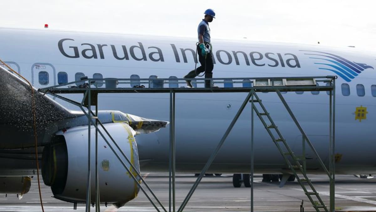 Maskapai Garuda Indonesia menawarkan untuk membayar utang dengan obligasi dan saham baru senilai $1,13 miliar