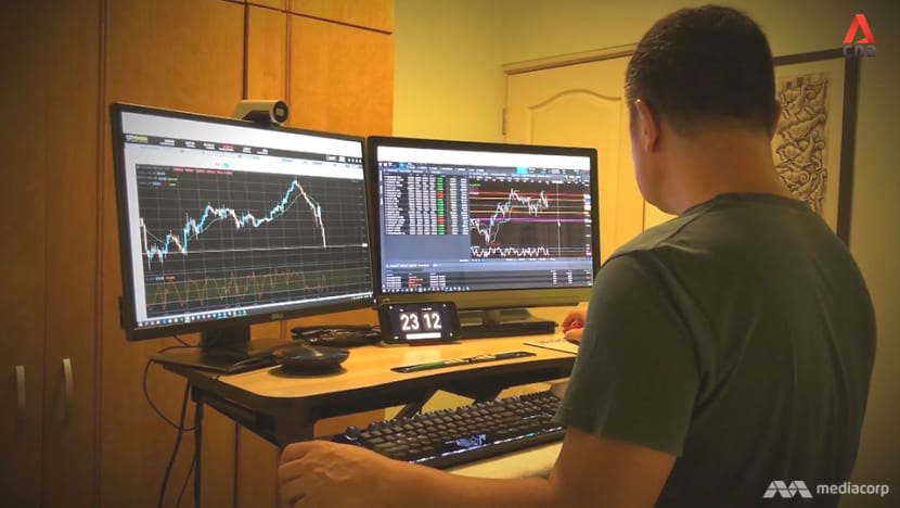 Unable to resist a bargain, more Singaporeans turn to stock market amid COVID-19 Unable to resist a bargain, more Singaporeans turn to stock market amid COVID-19