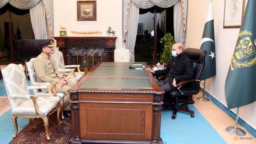 Pakistan's new army chief says will defend "motherland" during visit to disputed Kashmir Pakistan's new army chief says will defend "motherland" during visit to disputed Kashmir