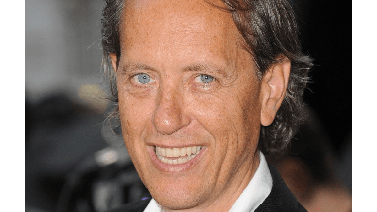 Richard E Grant attracted to outsider roles 8days