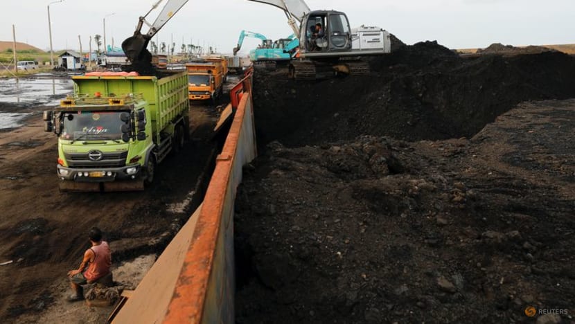 Indonesia sets Oct coal benchmark at record $330.97 per tonne - ministry Indonesia sets Oct coal benchmark at record $330.97 per tonne - ministry