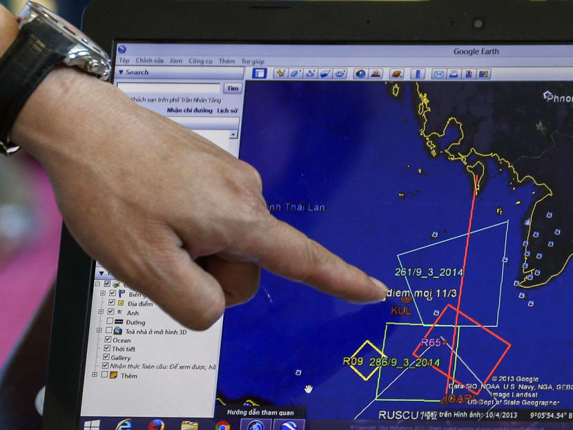 A map of a flight plan is seen on a computer screen during a meeting before a mission to find the Malaysia Airlines flight MH370 that disappeared from radar screens in the early hours of Saturday, at Phu Quoc Airport on Phu Quoc Island March 10, 2014. Photo: Reuters