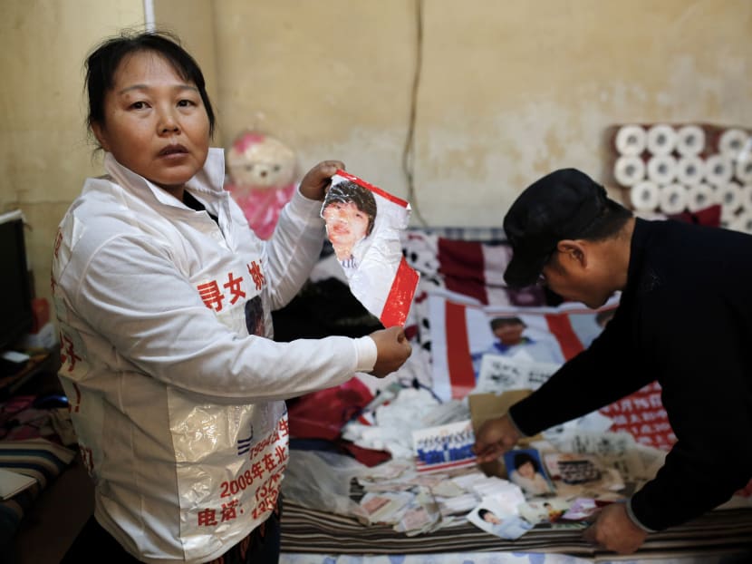 Agonising, lonely search for missing kids in China