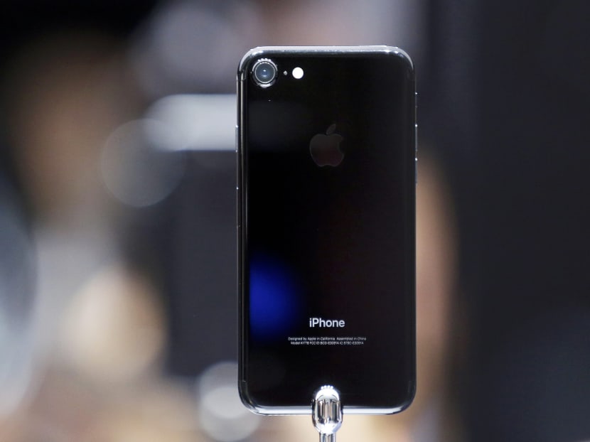 The iPhone 7 is shown on display during an Apple media event in San Francisco, California, U.S. September 7, 2016. Photo: Reuters