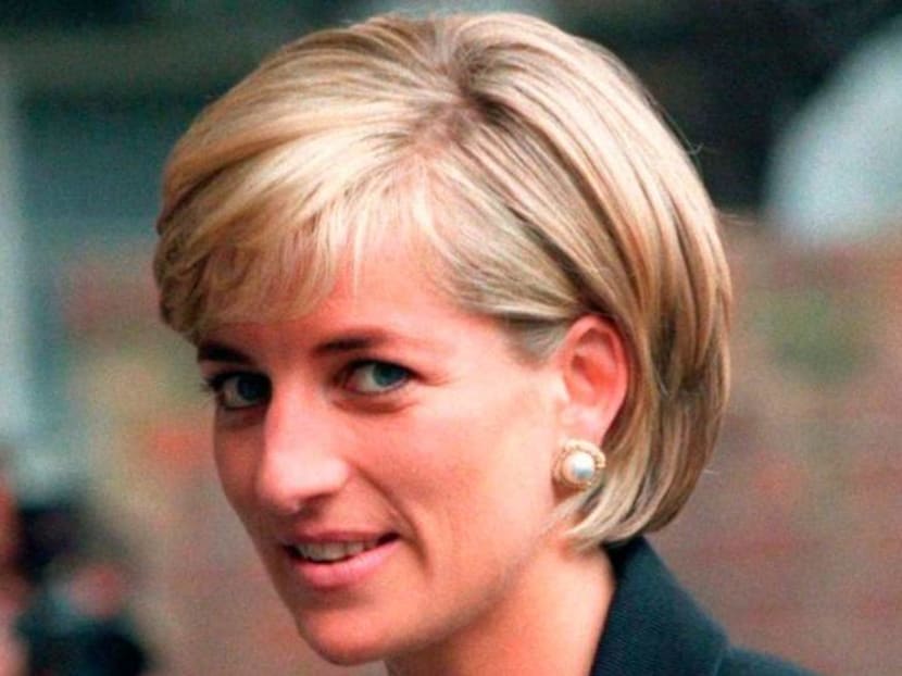 New statue of Princess Diana, commissioned by Prince William and Harry, will be installed in 2021 New statue of Princess Diana, commissioned by Prince William and Harry, will be installed in 2021