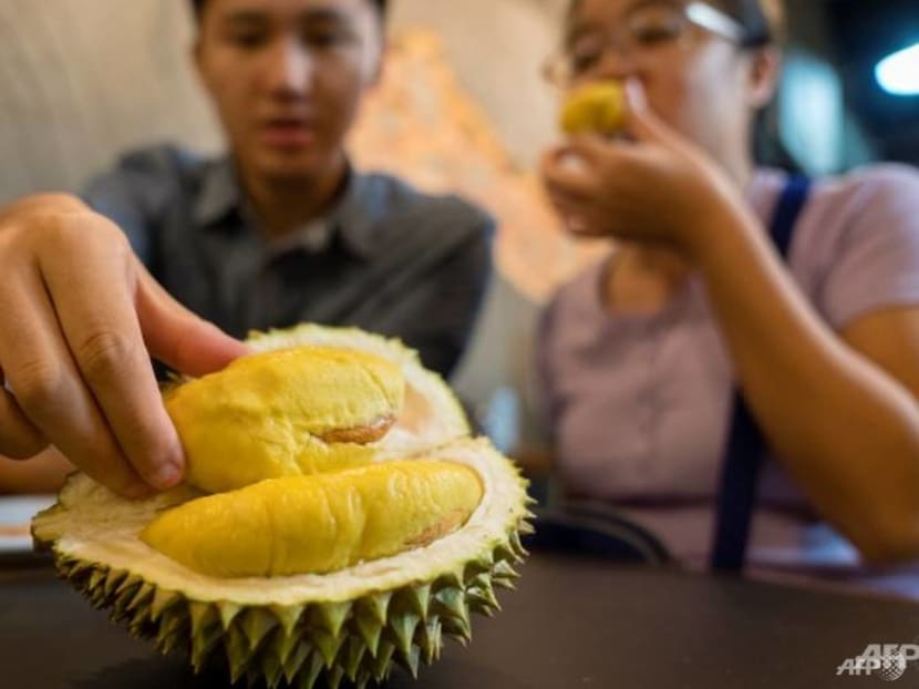 Can you get allergies from eating durian? Why is drinking alcohol a no-no?