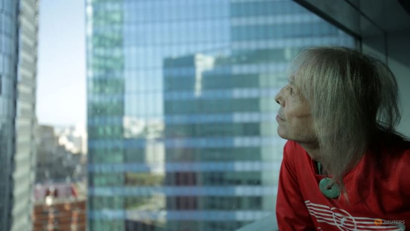 'French Spiderman' climbs Paris skyscraper to mark turning 60 'French Spiderman' climbs Paris skyscraper to mark turning 60
