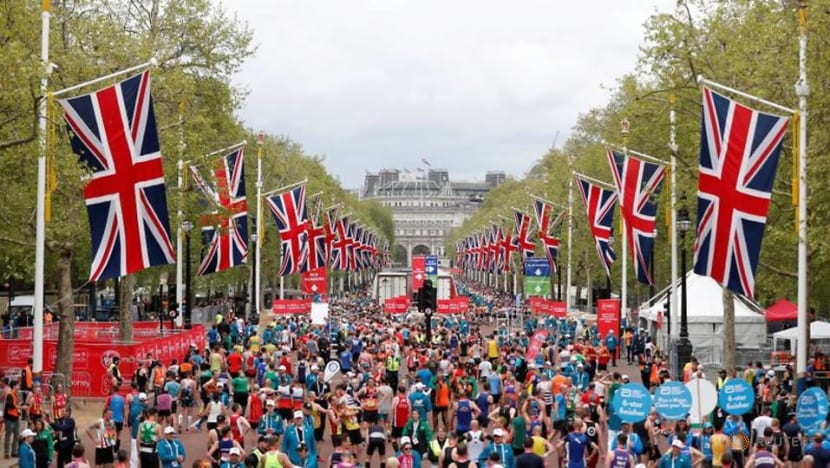 London Marathon plans for 100,000 runners this year London Marathon plans for 100,000 runners this year