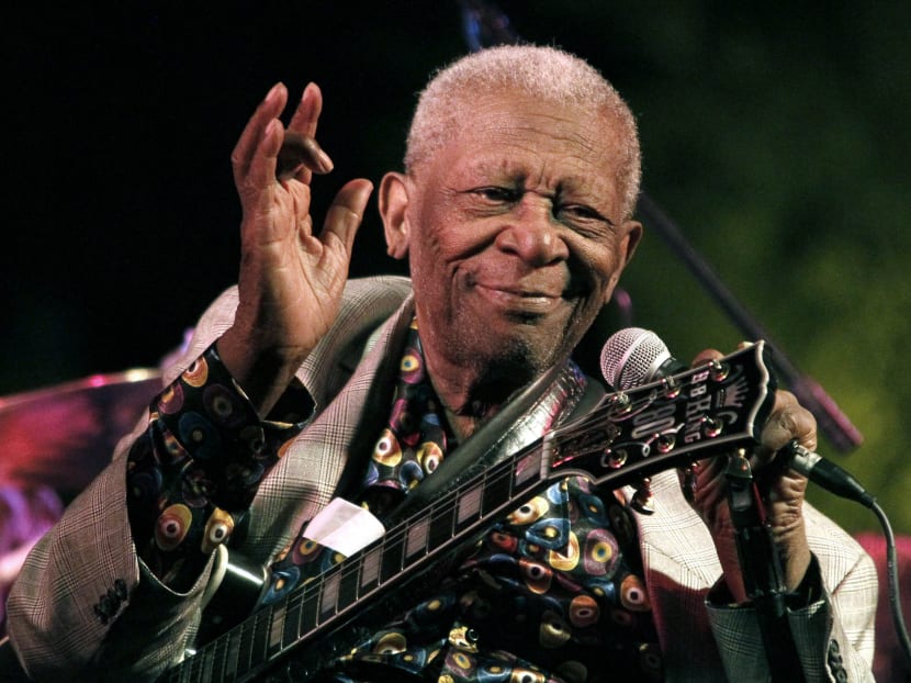 In this Aug 22, 2012 photograph, the then 86-year-old B.B. King thrills a crowd of several hundred people at the annual B.B. King Homecoming, a free concert on the grounds of an old cotton gin where he worked as a teenager many years ago. Photo: AP