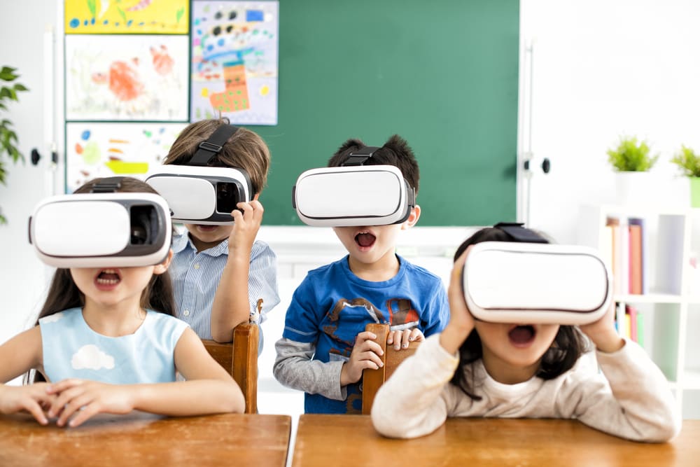 5G: Empowering classrooms of the future 5G: Empowering classrooms of the future