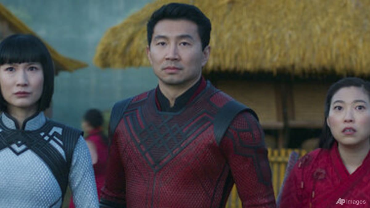 marvel-s-shang-chi-jabs-flips-asian-american-film-cliches