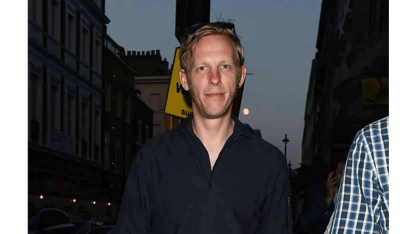 Laurence Fox warns kids about the dangers of social media Laurence Fox warns kids about the dangers of social media