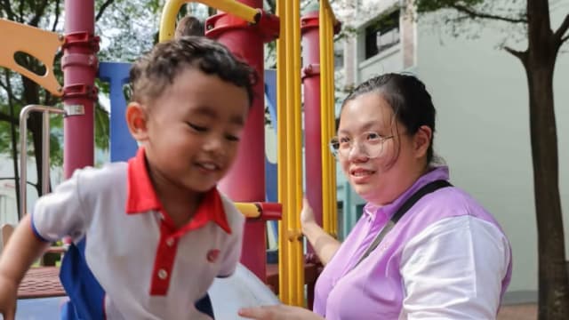 投身幼教事业任助教 残障女生：孩子不会给我贴上任何标签 