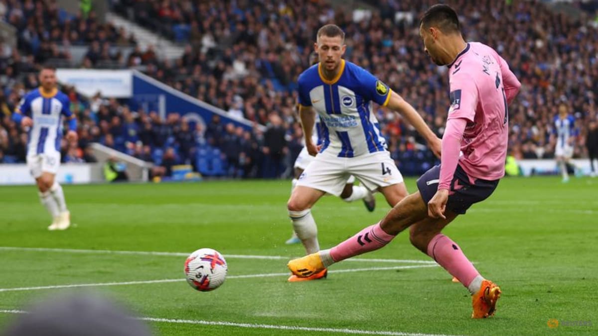 Everton menyerang Brighton dengan kemenangan mengejutkan 5-1