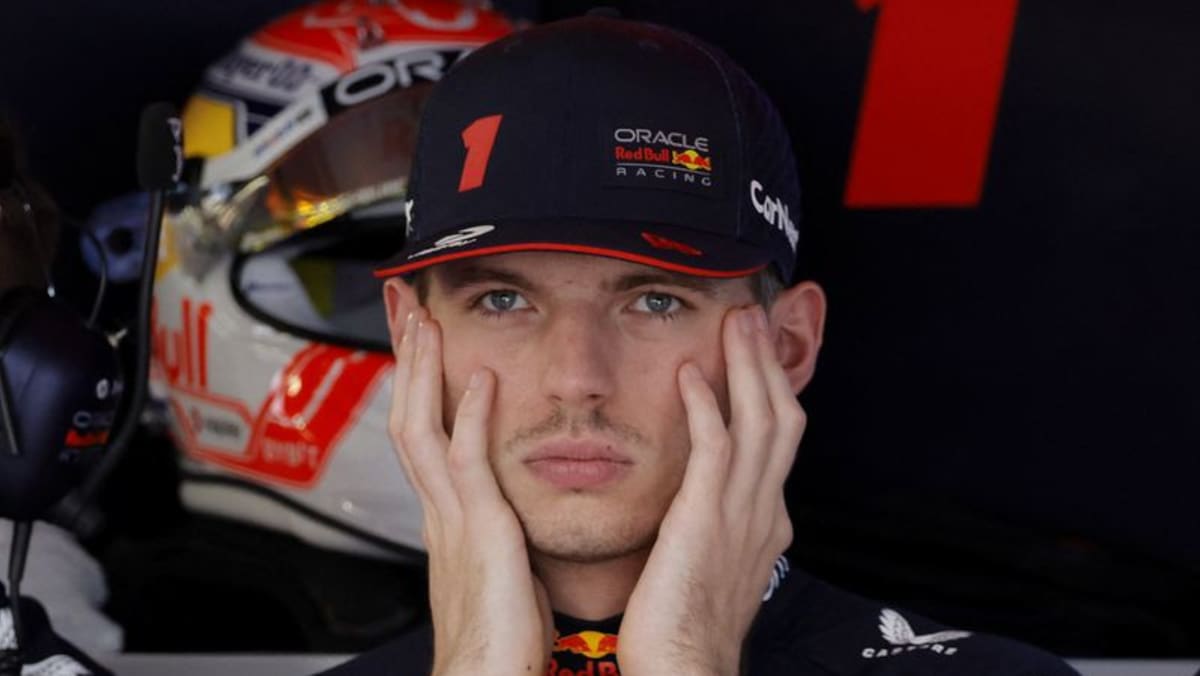 Verstappen teratas, Sainz terjatuh saat latihan Monaco