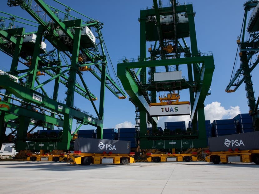 Tuas Port, expected to be the world's largest fully automated port upon completion, can accommodate the world's largest container ships and will be able to handle larger vessels built in the future. Tuas Port, expected to be the world's largest fully automated port upon completion, can accommodate the world's largest container ships and will be able to handle larger vessels built in the future.