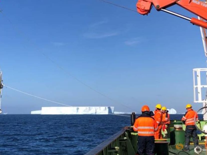 Robot gliders probe huge iceberg's impact on penguin island's ecosystem Robot gliders probe huge iceberg's impact on penguin island's ecosystem