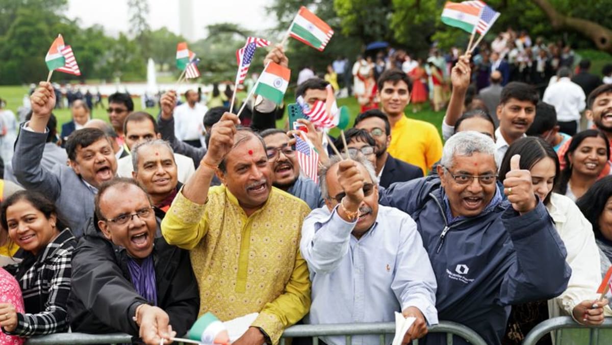 What makes Modi so popular with Indians abroad? What makes Modi so popular with Indians abroad?