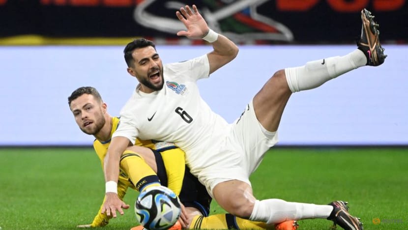 Five-star Swedes score big win over Azerbaijan