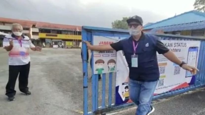 Pusat mengundi PRN Johor ditutup, proses kira undi bermula