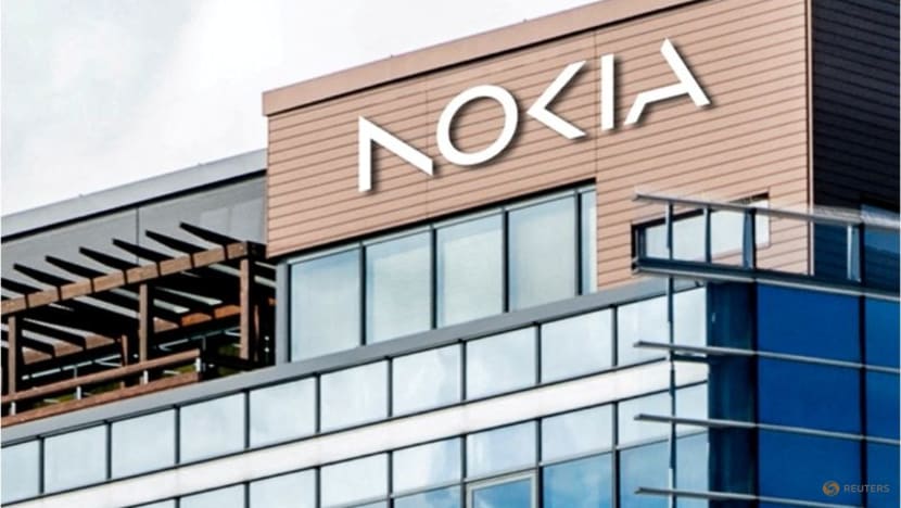 Nokia quarterly profit misses forecast