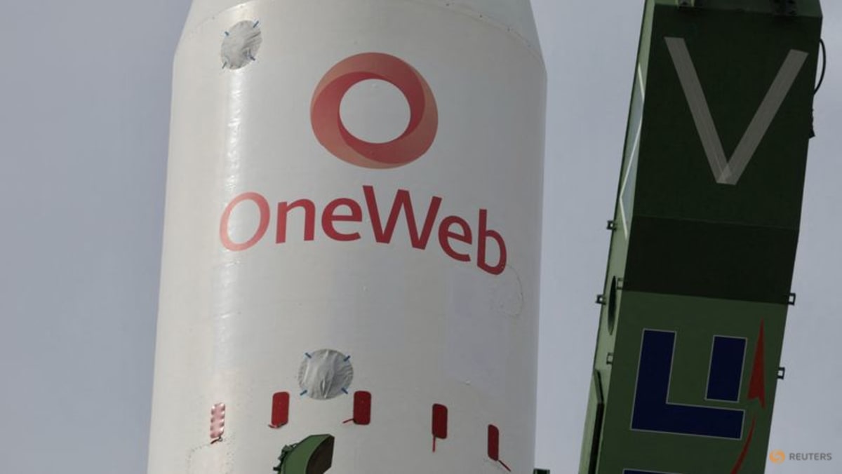 OneWeb ‘bergerak maju’ dari satelit-satelit yang terdampar di Soyuz ketika jaringannya hampir selesai