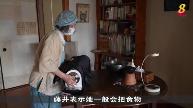 单靠太阳能炊具和脚踏车发电 日本妇女脱离电网