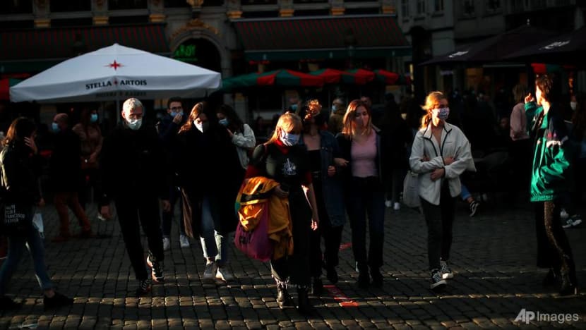Brussels bars and cafes to close as COVID-19 cases resurge Brussels bars and cafes to close as COVID-19 cases resurge