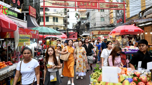 泰国将放宽签证审批程序 吸引更多外国旅客