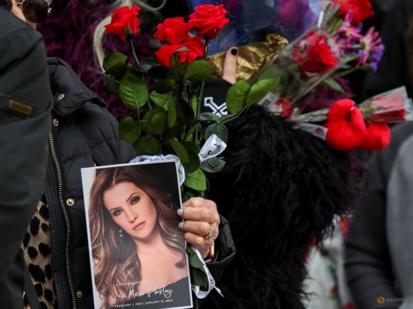 Lisa Marie Presley mourned in memorial service at Graceland