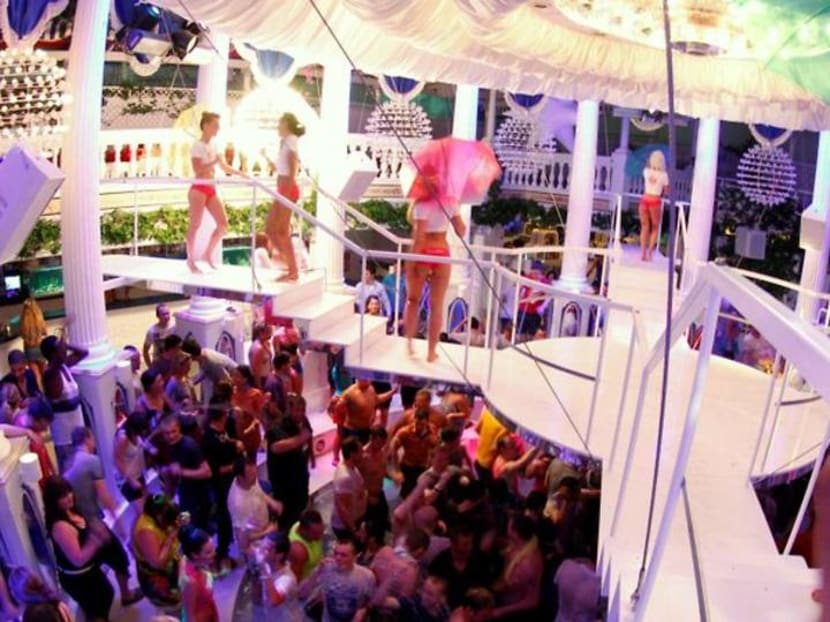 Ibiza seeks detectives to crash parties as COVID-19 surges Ibiza seeks detectives to crash parties as COVID-19 surges