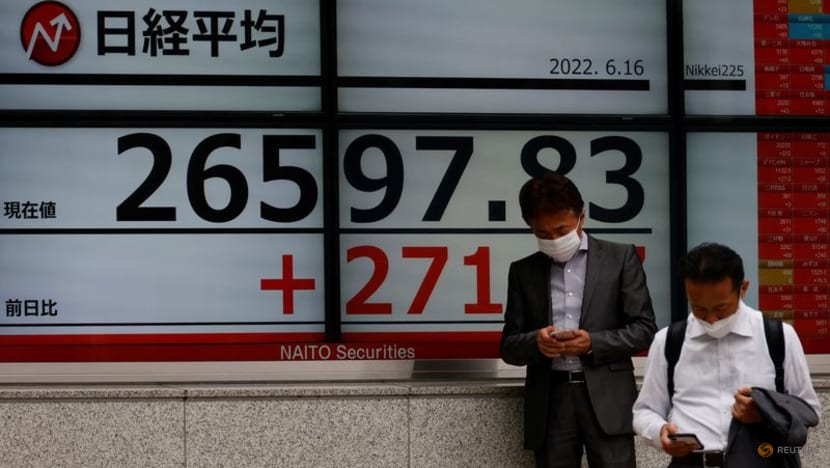 Stocks up as commodity slide offers a salve for inflation fears Stocks up as commodity slide offers a salve for inflation fears