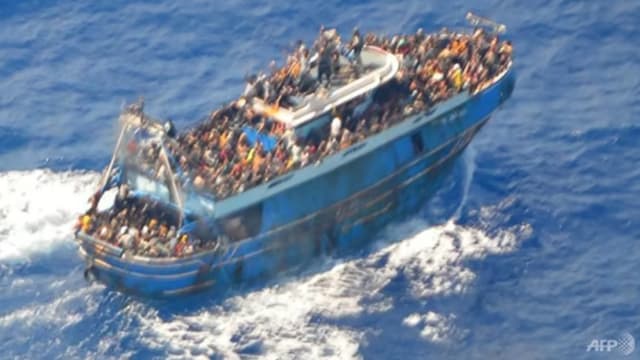 希腊非法移民船只沉没事故 至今仍约500人失踪
