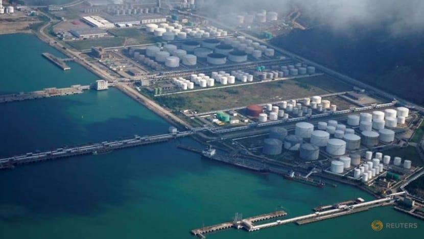 China's Saudi oil imports plunge 21% China's Saudi oil imports plunge 21%