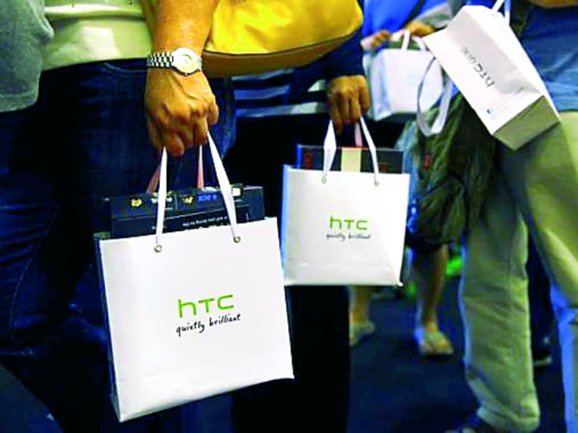 HTC says it needs to sell more mid-tier and affordable smartphones after losing out to rivals last year. PHOTO: REUTERS
