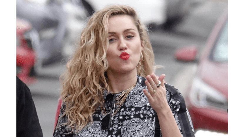 Miley Cyrus gets tattoo to mark trip to Italy with Kaitlynn Carter Miley Cyrus gets tattoo to mark trip to Italy with Kaitlynn Carter