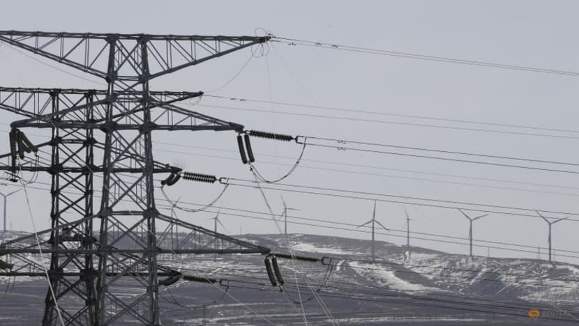 China scrambles to fix power crunch, tame runaway raw material markets China scrambles to fix power crunch, tame runaway raw material markets