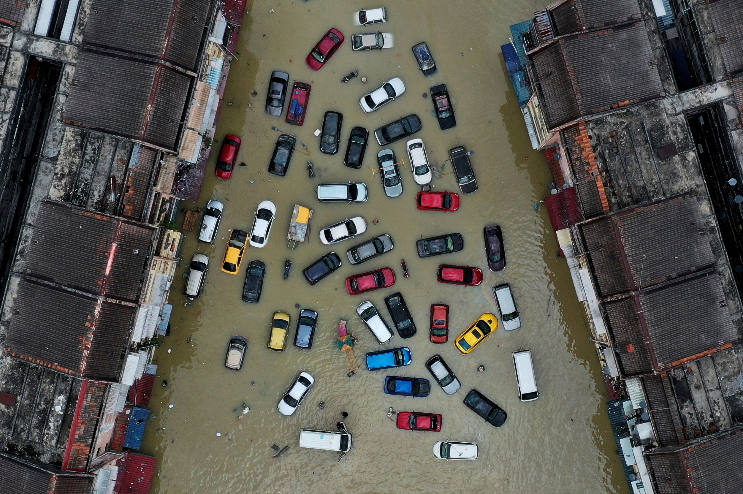 Malaysia floods caused nearly S$2 billion in losses: Govt report Malaysia floods caused nearly S$2 billion in losses: Govt report