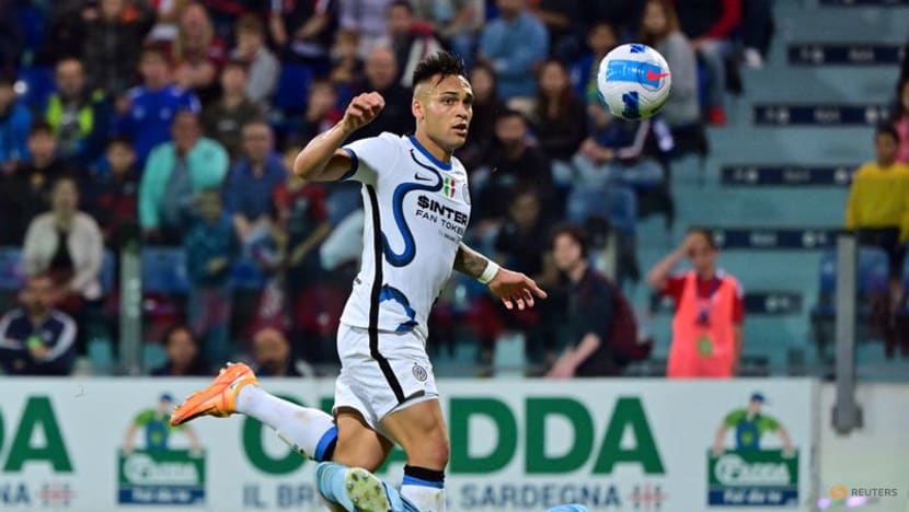Inter take Serie A title race to final day with victory at Cagliari Inter take Serie A title race to final day with victory at Cagliari