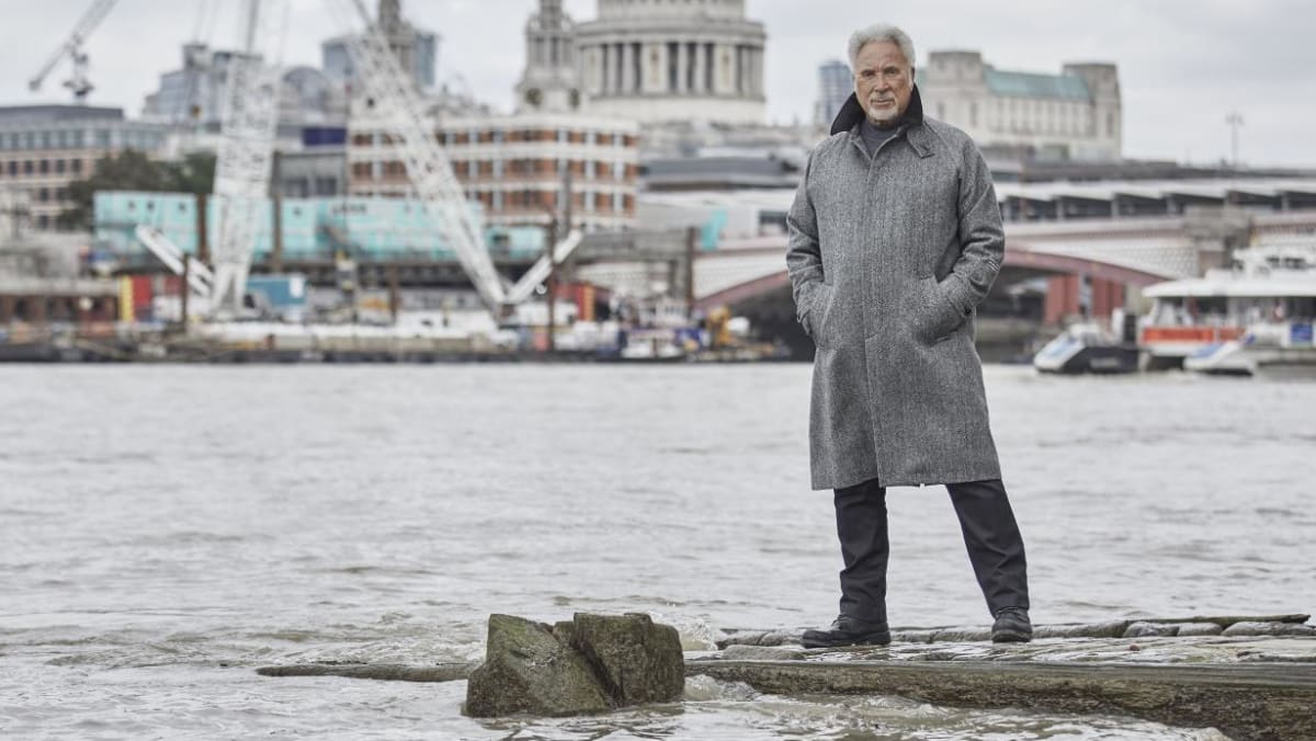 Legendary singer Tom Jones to hold Singapore concert in March Legendary singer Tom Jones to hold Singapore concert in March