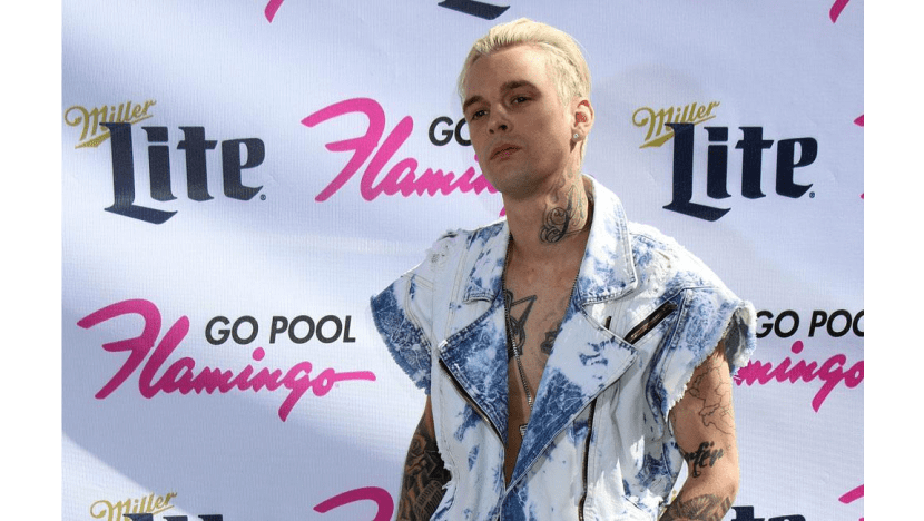 Aaron Carter doing 'best' to learn from mistakes