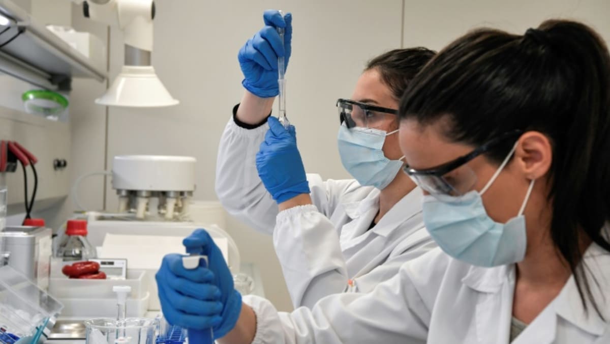 EU to unveil reforms for cheaper drugs