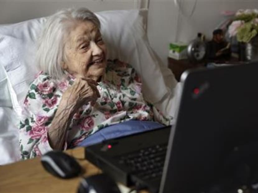 Families make videos to reassure patients with dementia