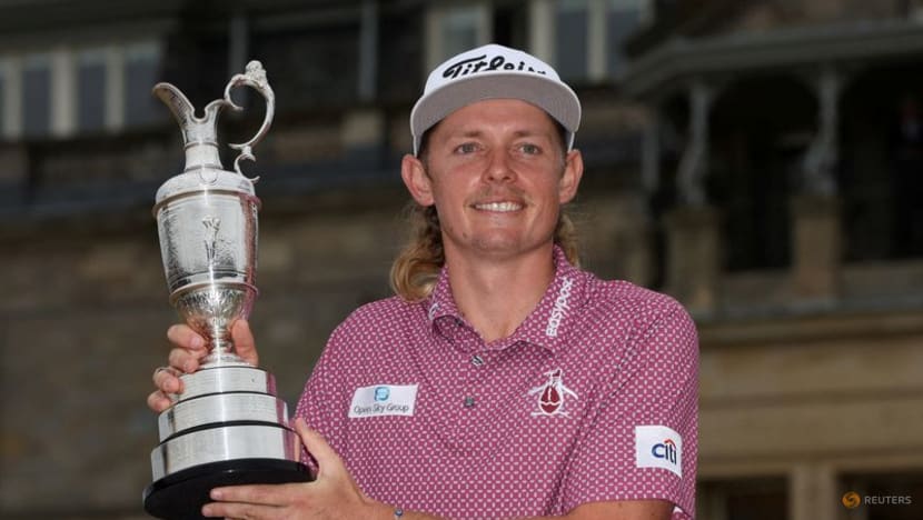 Smith takes three-shot lead into final round at Australian PGA Championship