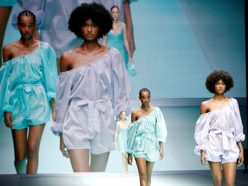 Emporio Armani marks 40 years with soft, fluid spring collection Emporio Armani marks 40 years with soft, fluid spring collection