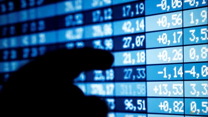Global investors chase safer money market, bond funds on virus woes - Lipper Global investors chase safer money market, bond funds on virus woes - Lipper