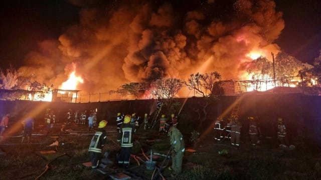 菲律宾住宅区大火七人亡 两名孩童死时紧相拥