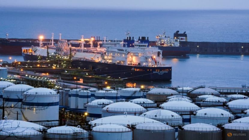 Global LNG body urges governments to support fuel buyers amid Ukraine crisis  